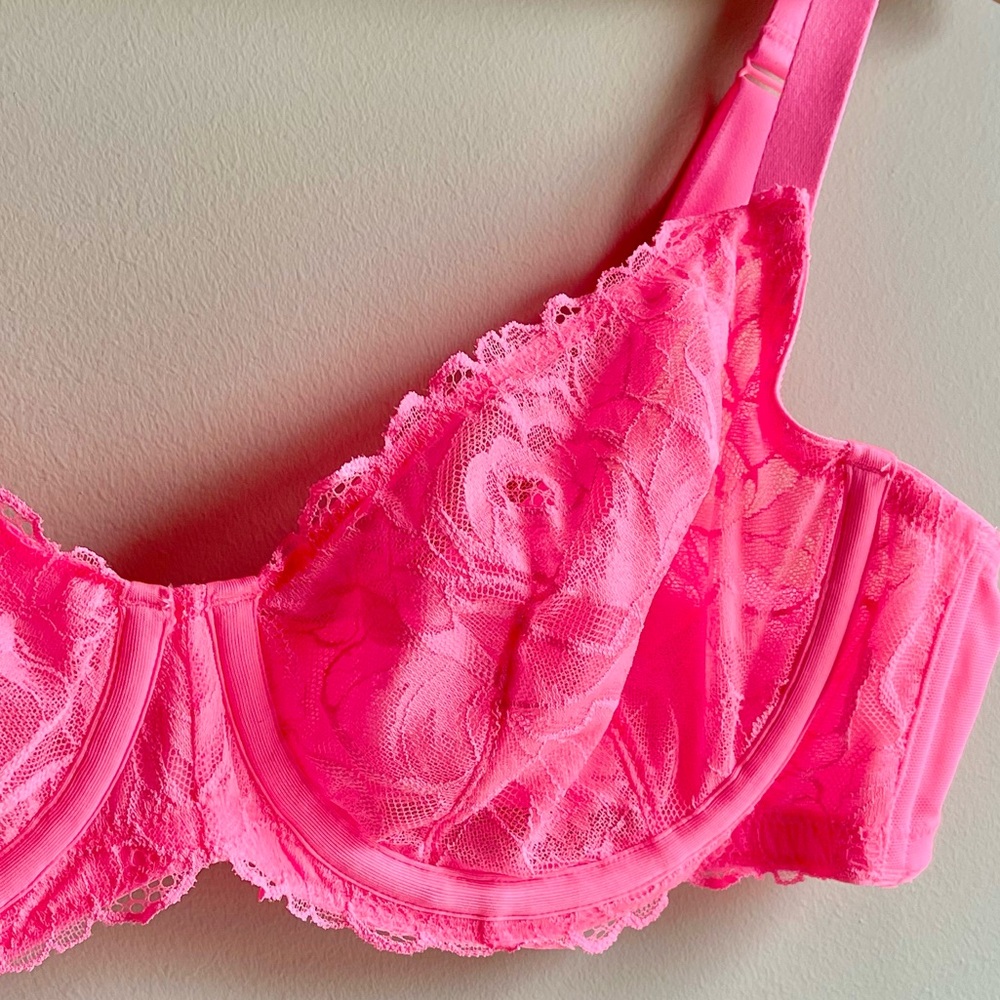 Cacique Vibrant Pink Lace Bra 40C - Picture 3 of 5
